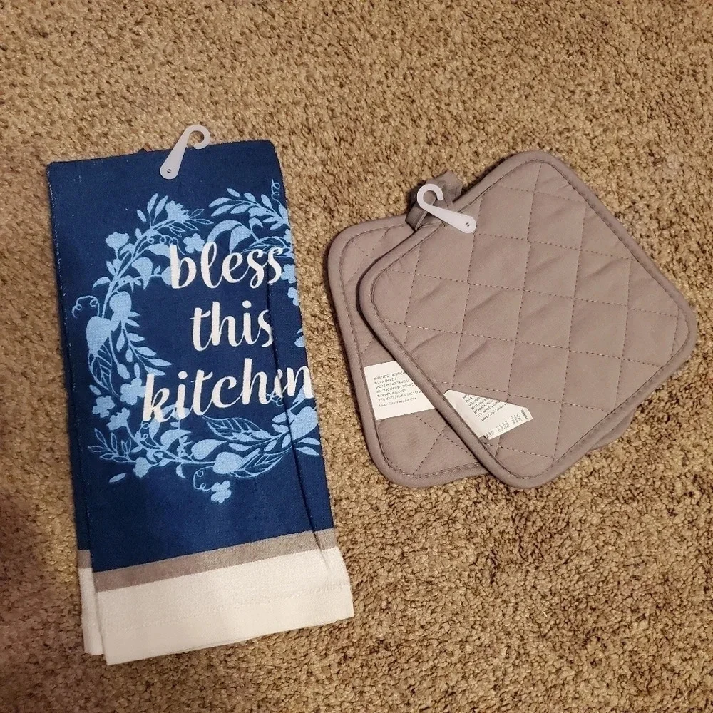 Home Collection Kitchen Towel & Pot Holders 3 PC